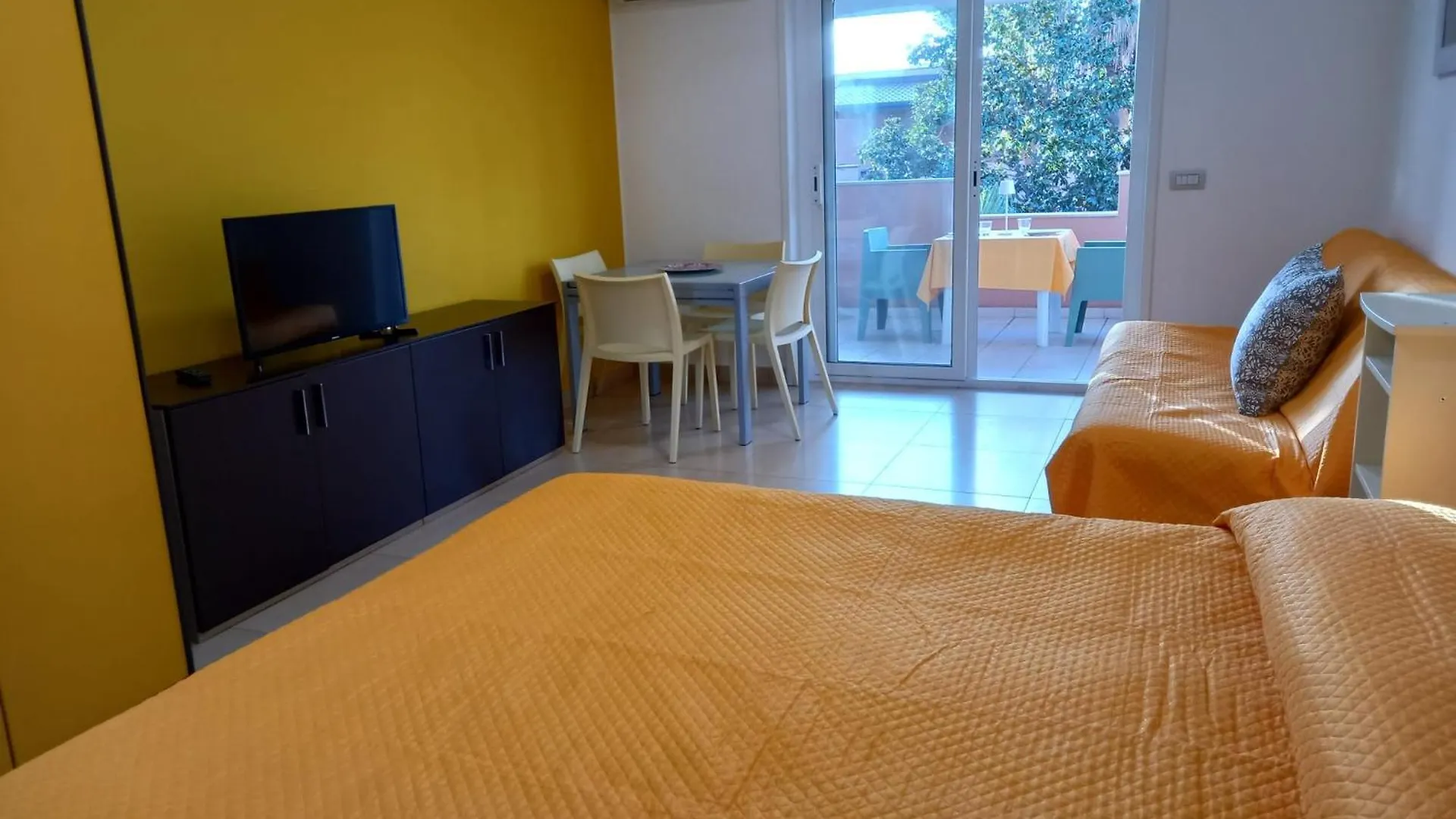 Gemme Di Portorosa Apartment Furnari